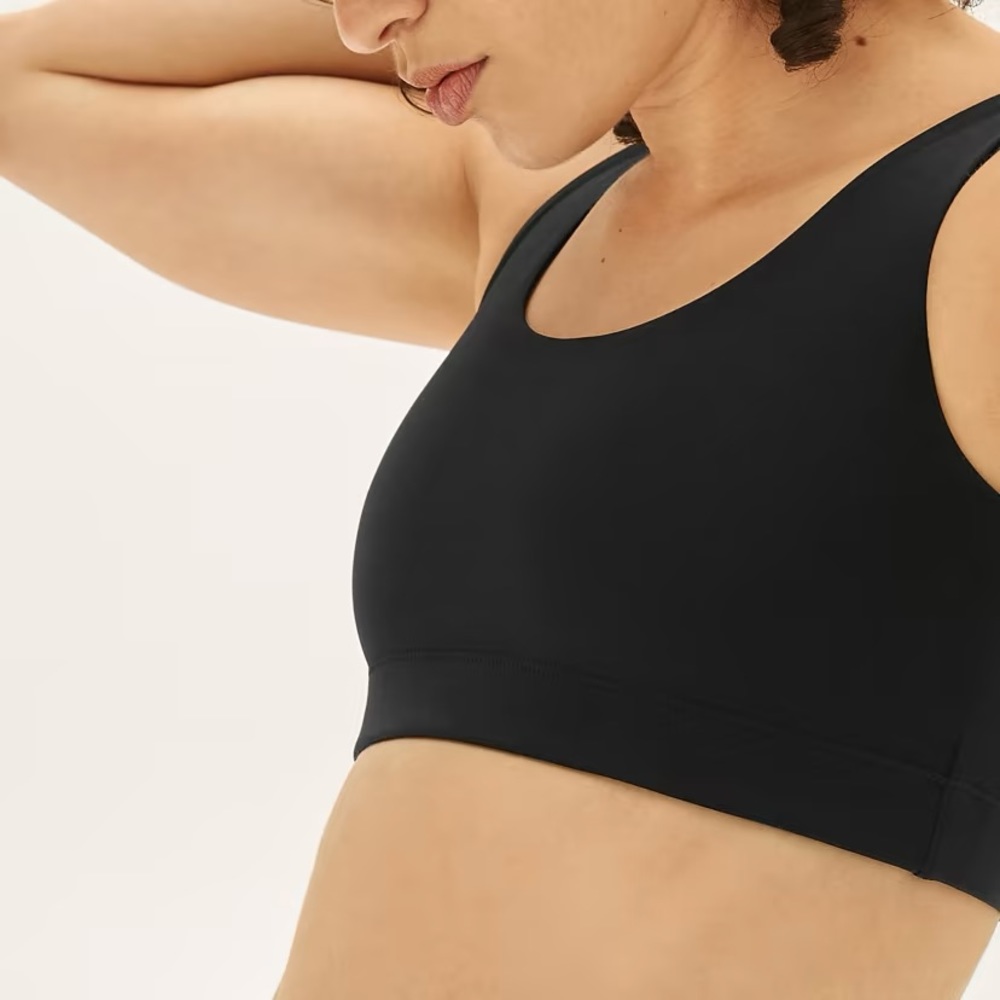 Everlane The Perform Bra Black Size Small NWT - Picture 3 of 8